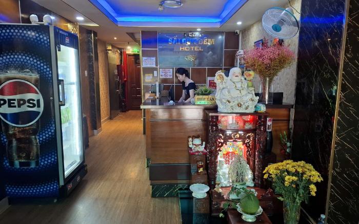 SaiGon Night Hotel