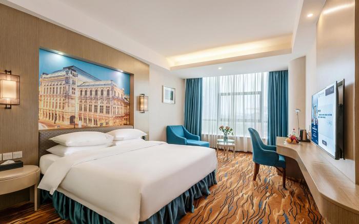 Vienna lnternational Hotel Xiamen Gulangyu lsland the first pier sea view