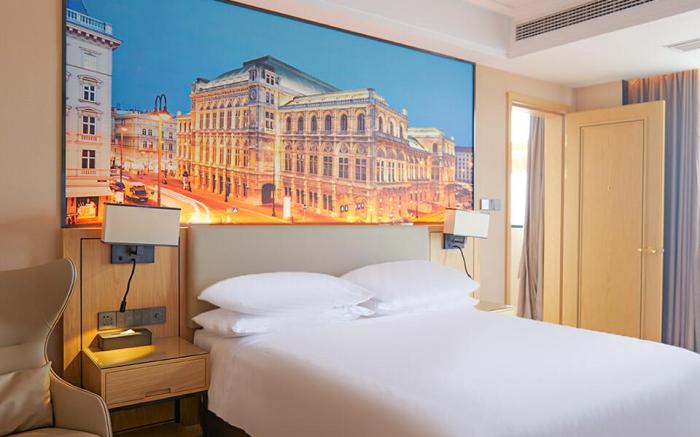 Vienna Hotel JiuJiang LuShan Mountain ropeway high speed railway station