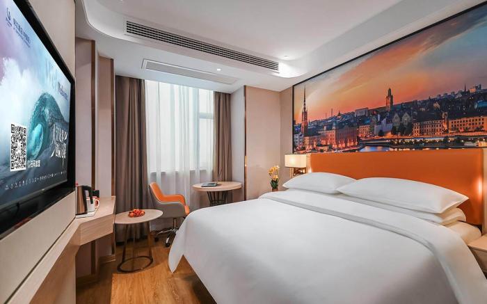 Vienna 3 Best Hotel Qingshan Lake Mingyuan Road West metro station