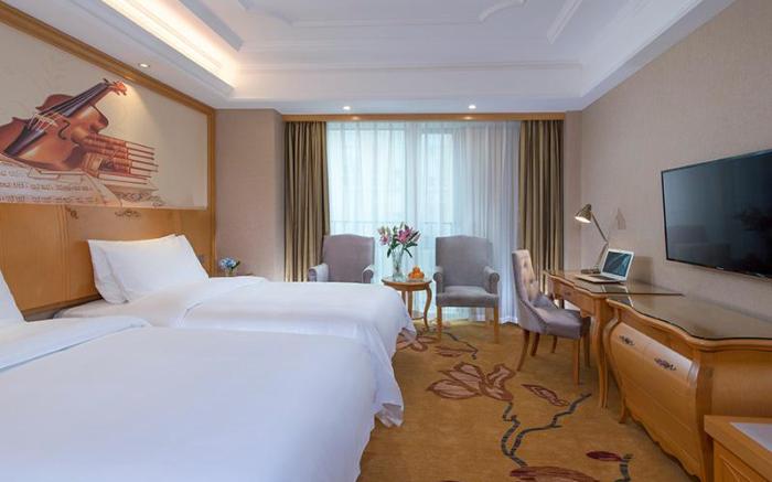 Vienna Internationnal Hotel NanchangHonggutan Xuefu Avenue