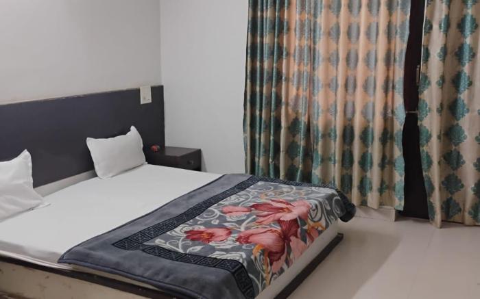 KRISHNA INTERNATIONA HOTEL