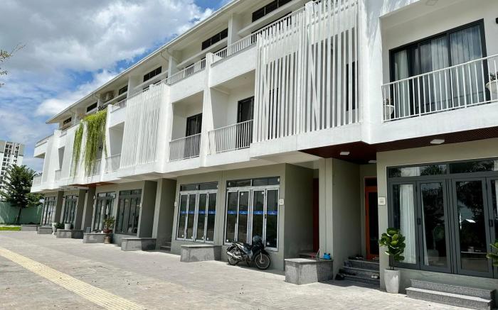 Monkey 2 House - nhà 3 tầng nguyên căn 4pn 4wc