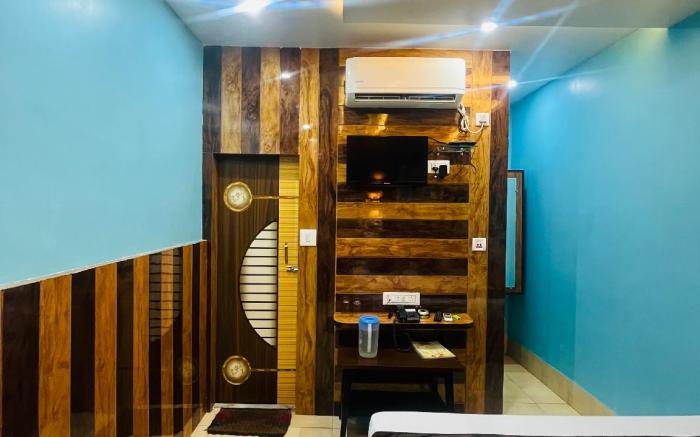 HOTEL HOLIDAY HOME
