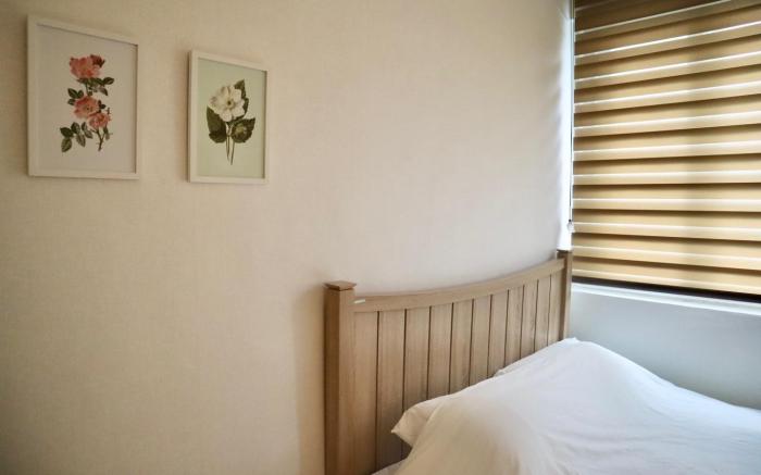 slowstay, #SK Hynix #5 minutes from Chungdae #10 minutes from Terminal #Hotel Bedding #Party Allowed