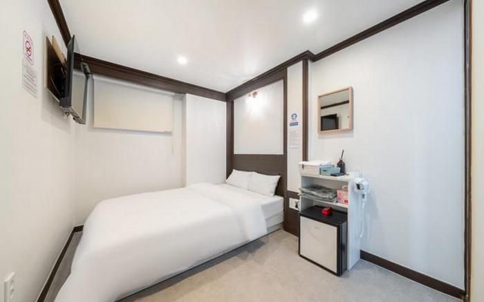 Yeongdeungpo-gu Office Station Dal Motel