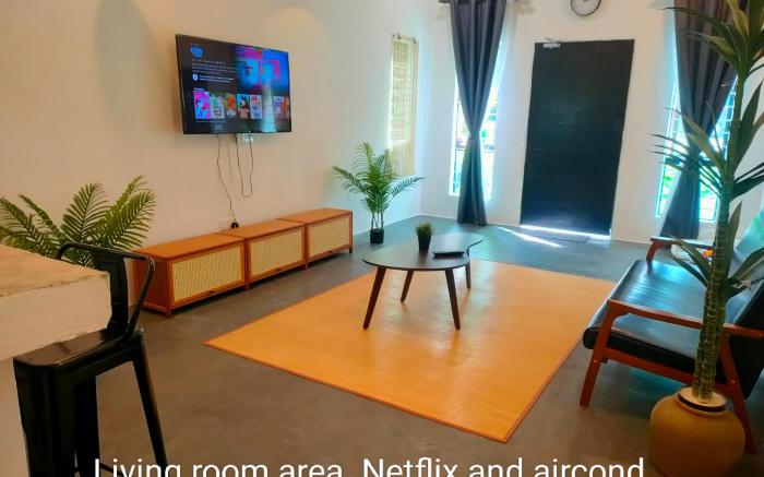 Homestay 01  (25 minute to Muar & Tangkak City)