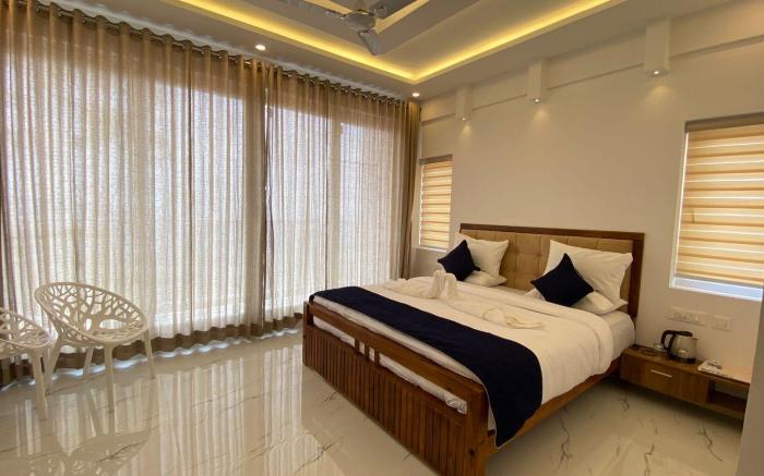 Misty Cabin Valley View