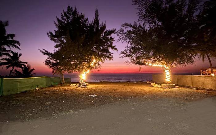 Sea royal rooms and cafe 