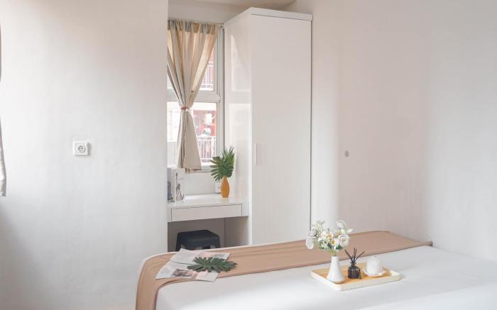 Good Comfy 2BR Transpark Juanda Bekasi By Travelio