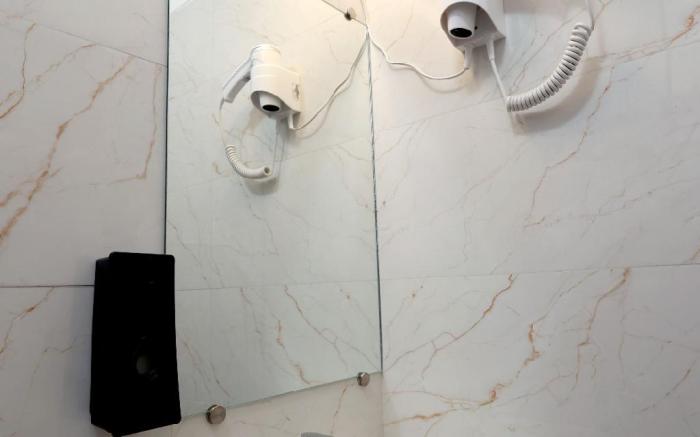 Borivali East Retreat: Premium 2 BHK for Families