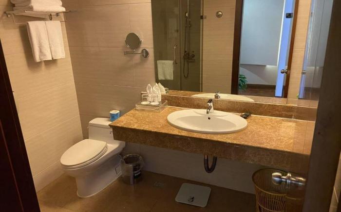 Yunfeng Hotel (Shanghai Jing'an Temple)