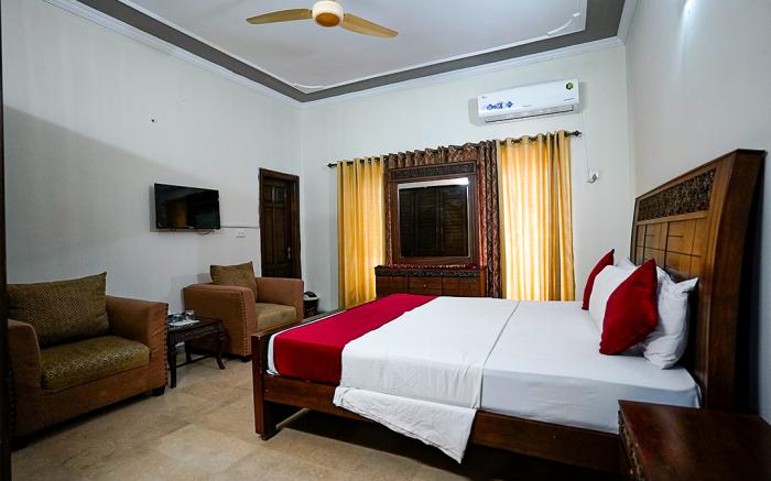 Capri Inn Guest House
