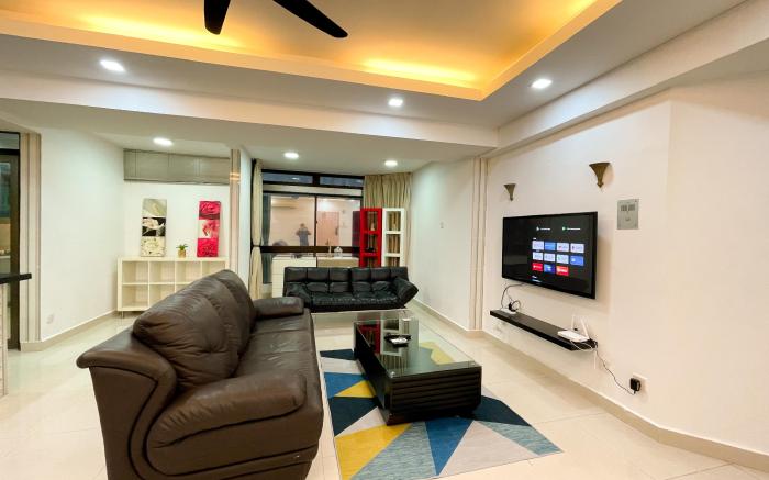 Fahrenheit 88 by Manhattan Group Signature