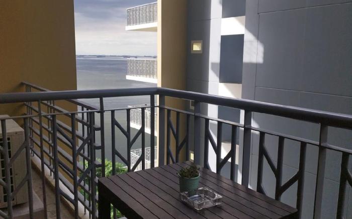 Savvy Suites Combined 5BR near Okada