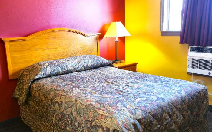 Relax Inn By OYO Sulphur Hwy 90