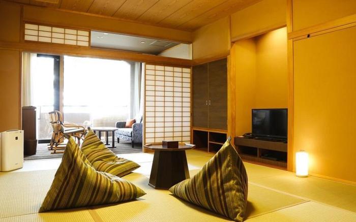 Awaji Hamarikyu - Sumoto Onsen