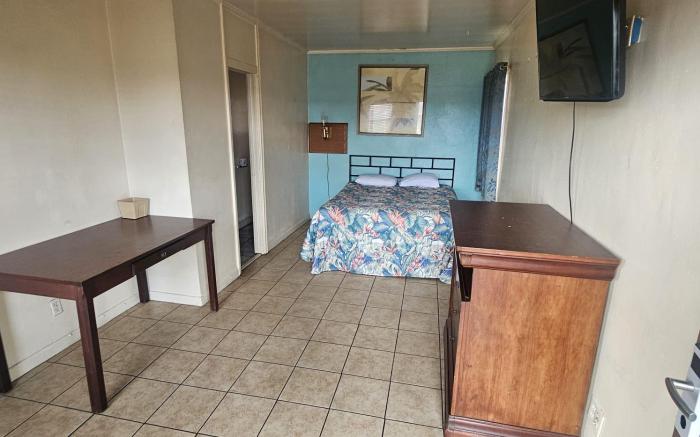 Gulfway Motel By OYO Near Airport I 37 