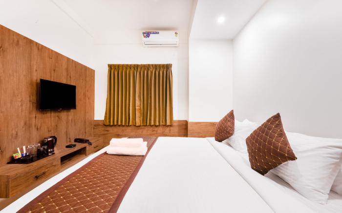 R D HOTELS PEENYA