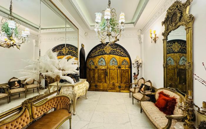 Conacul Coroanei Luxury Boutique Hotel