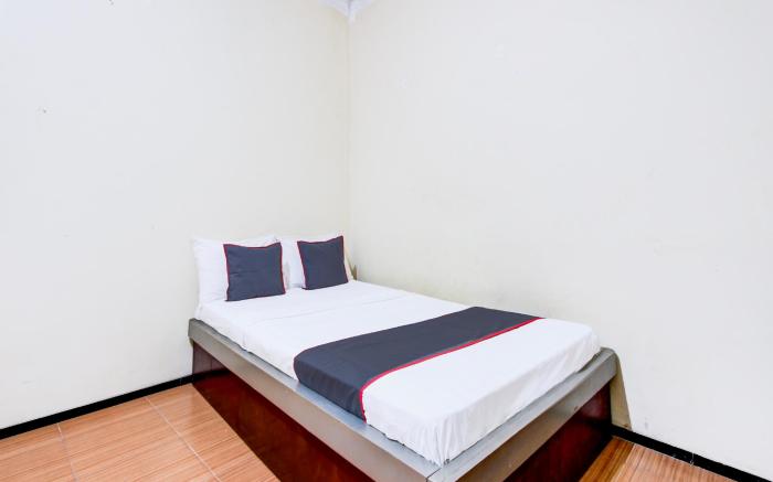 Hotel O Ump Near Rs Margono