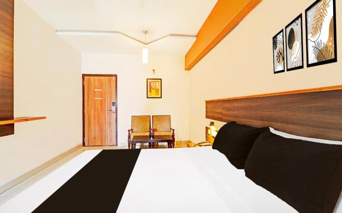 Collection O Gandhipuram