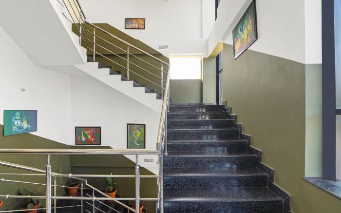 Super Collection O Chikmangaluru Near Railway Station