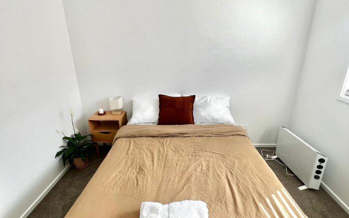 Double Room in Woodend