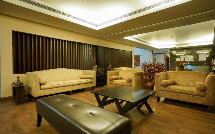 Super Townhouse Mookkannoor Tourist Home