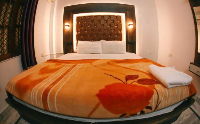 Hotel O Laxmi Yellow Guest House