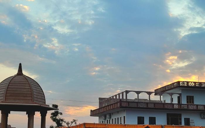 VRINDAVAN GARDEN & HOTEL