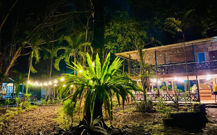 Playa del Fuego Camiguin Beach Hostel & Resort 