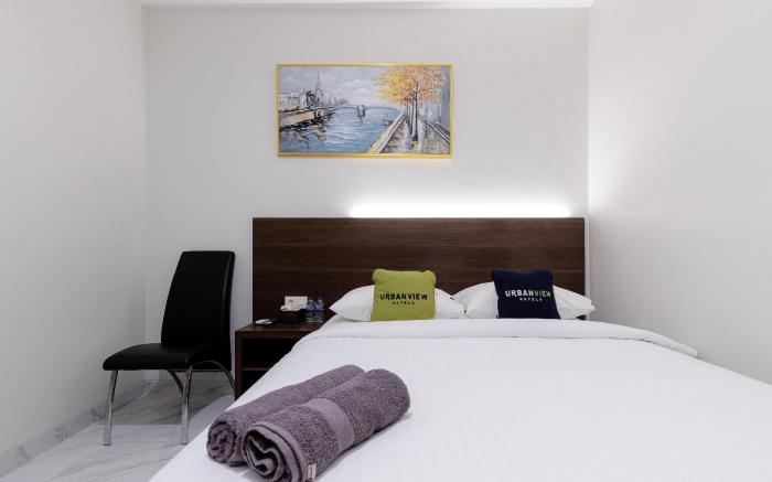 Urbanview Syariah Hotel Senen Jakarta