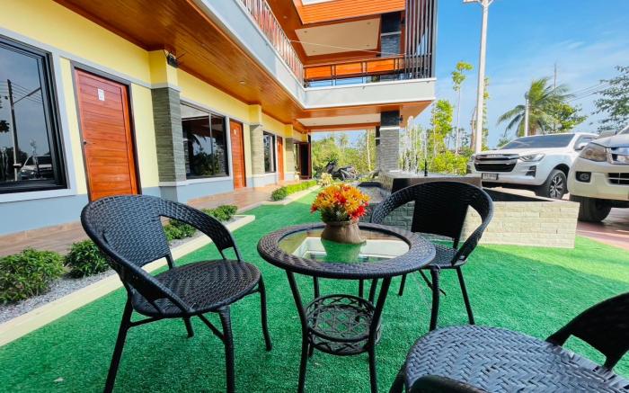 Phueng Luang Hotel & Beach