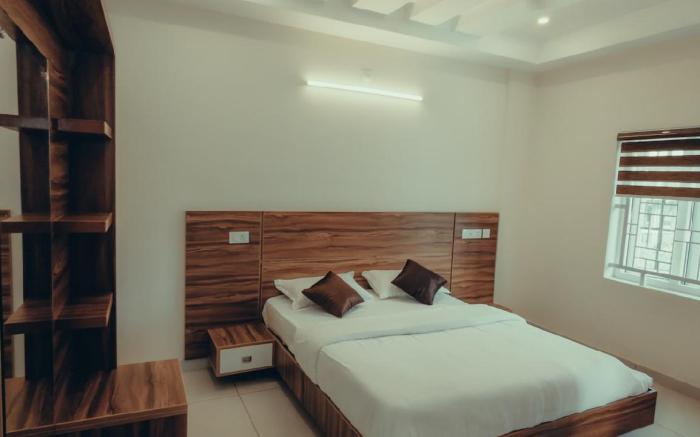 Rooms in Kalpetta  | Azay Luxurious Apartment