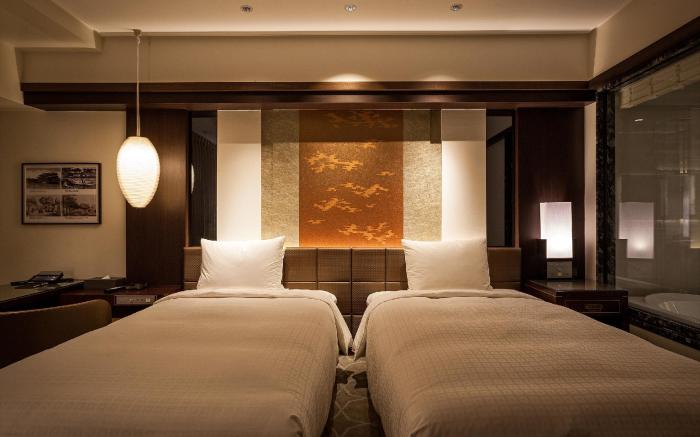 OKINAWA KARIYUSHI RESORT EXES NAHA