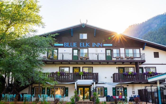 Blue Elk Inn