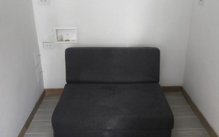 Private Room Close to La 70