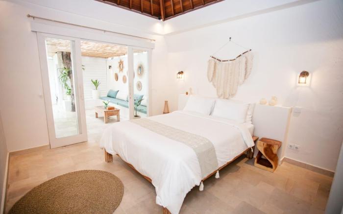 Flores Villa Canggu (Pererenan, Premium Location)