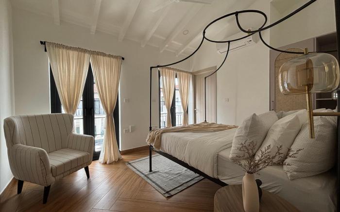 The Juliet Balcony - By Sauvage Homes