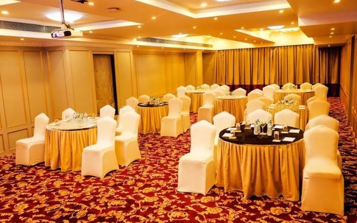 Kyriad Hotel Nashik by OTHPL