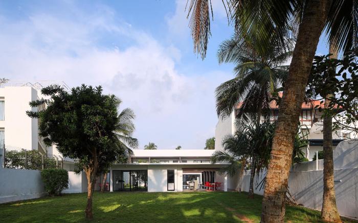 Serendiva Beach Hotel