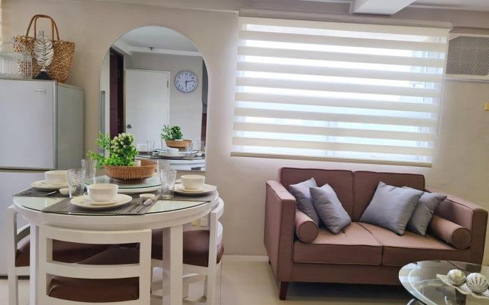 3 Bedroom Cozy Condo Unit in New Manila QC
