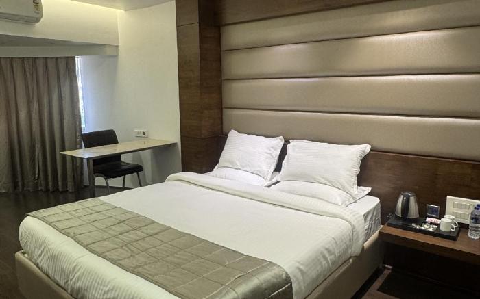 Hotel Dakshin Grandeur 