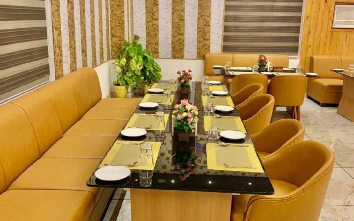 Avadh Sunshine Palace Hotel And Resort