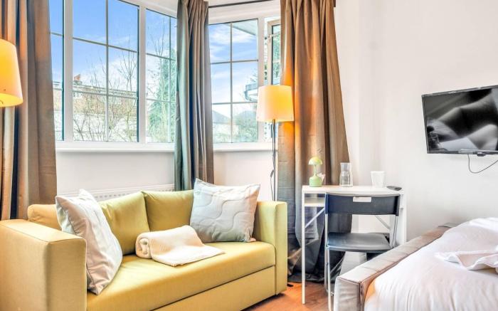 Fully equipped| Close to tube| FREE PARKING| PETS
