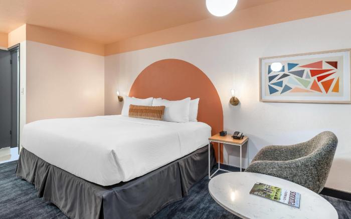 The Sandman Santa Rosa Sonoma, an Ascend Collection Hotel