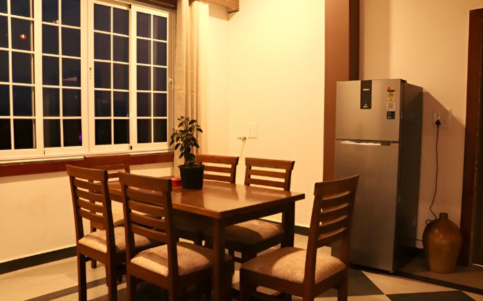 Pushpa Inn, Assagao