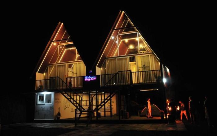 Kudaram County Resort