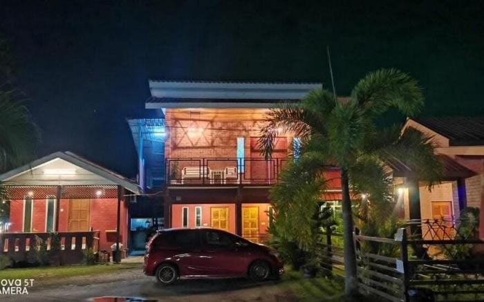 Cozy & Sweet Family Roomstay